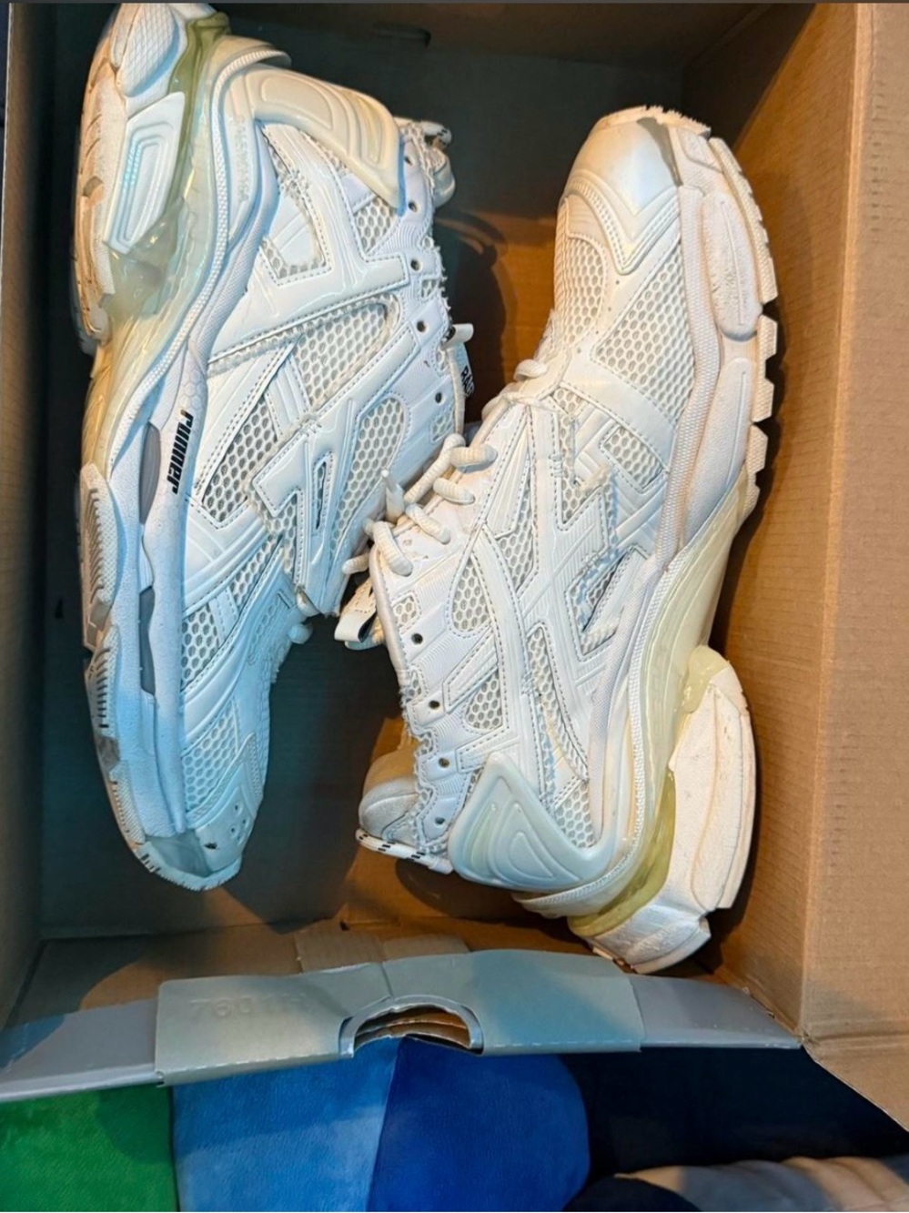 White Women’s Athletic Mesh Sneakers